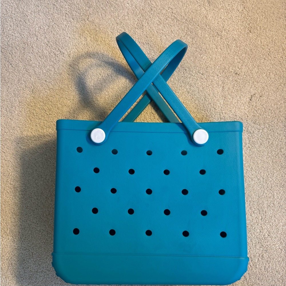 Waterproof And  Durable Tote Travel Bags for Outdoor Sport, Beach Bag 14”x5”x12”
